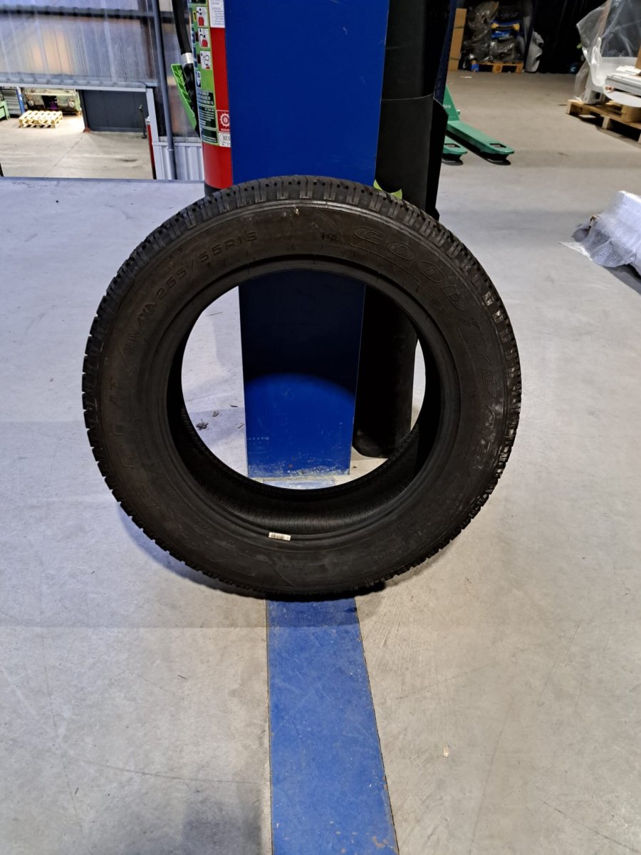 Set de 4 pneus GOODYEAR Eagle F1 A/T 255/55R19